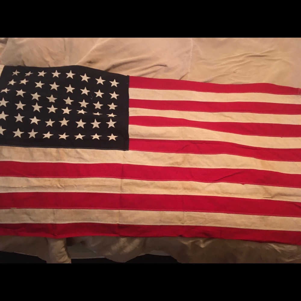 Lot of 3 48 star American flags